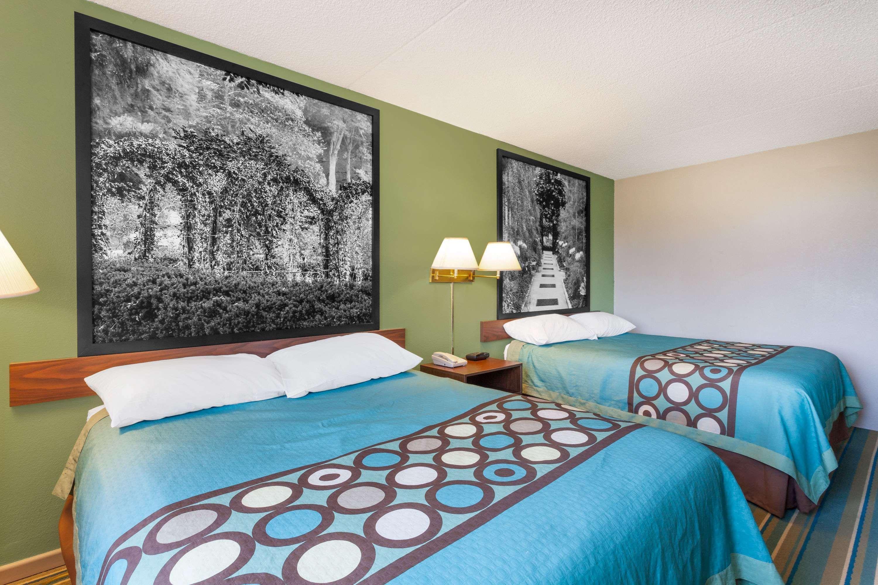 Super 8 By Wyndham Harrisburg Hershey West المظهر الخارجي الصورة
