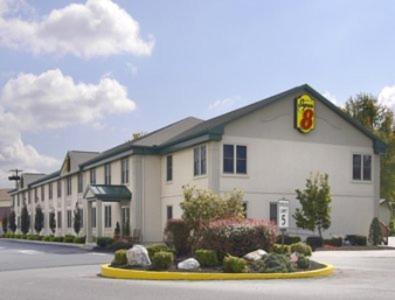 Super 8 By Wyndham Harrisburg Hershey West المظهر الخارجي الصورة
